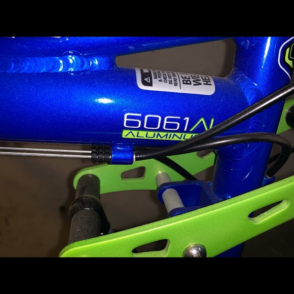 mongoose exhibit 6061 alloy